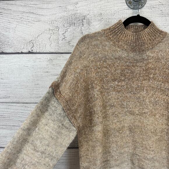 Westbound Women's Tan Gray Mock Neck Wool Blend Sweater Size Medium Petite - Picture 2 of 8